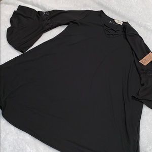 Women's Cross V-Neck w/Bell Sleeve Dress